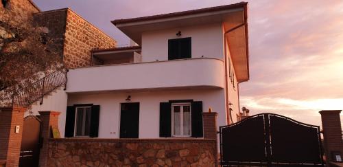 Rocca Massima Bed & Breakfast | B&B Il Falco e l'Ulivo