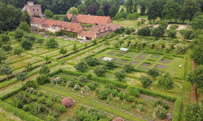 Wijer Bed & Breakfast | B&B Kasteelhoeve de Kerckhem