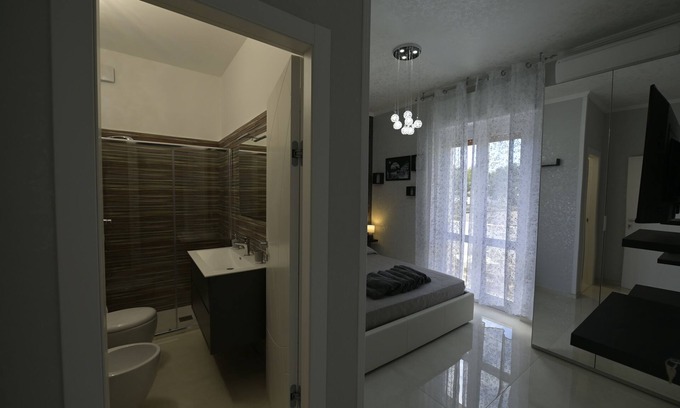 Baia Verde House | B&B LA Bella Vita Guest House