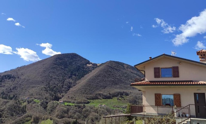 Vigolo Bed & Breakfast | B&B La Bouganville