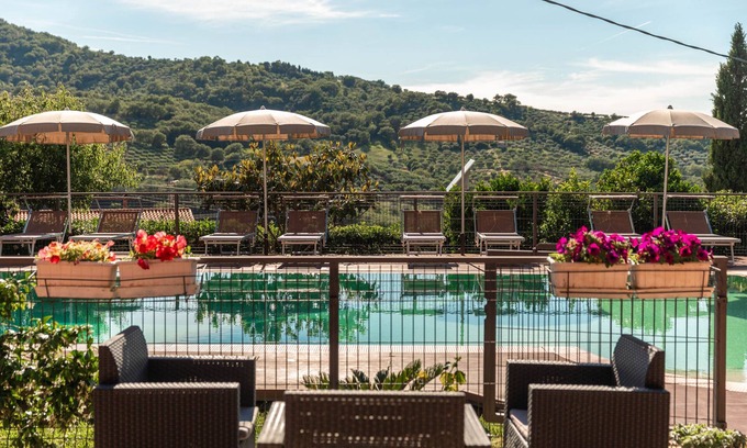 Roccadaspide Bed & Breakfast | B&B La Mortella With Pool