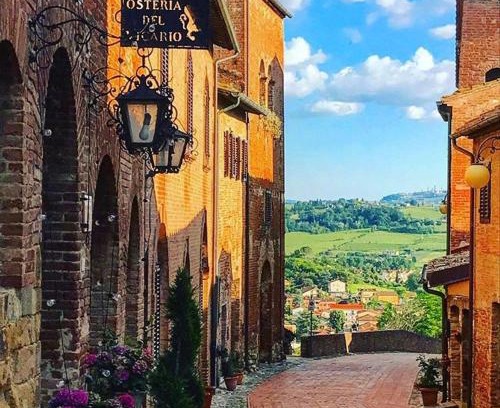 Certaldo Alto Bed & Breakfast | B&B Osteria Del Vicario