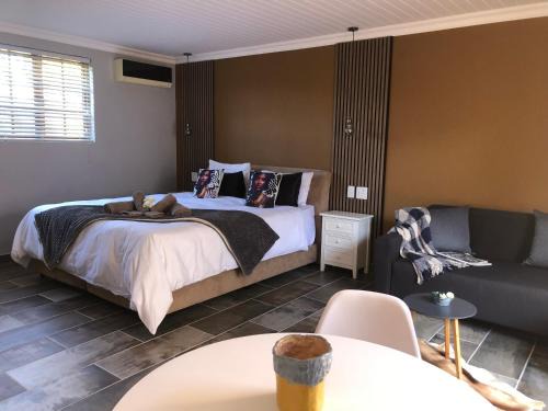 Drakenstein Bed & Breakfast | B&B Sauvignon Country Lodge