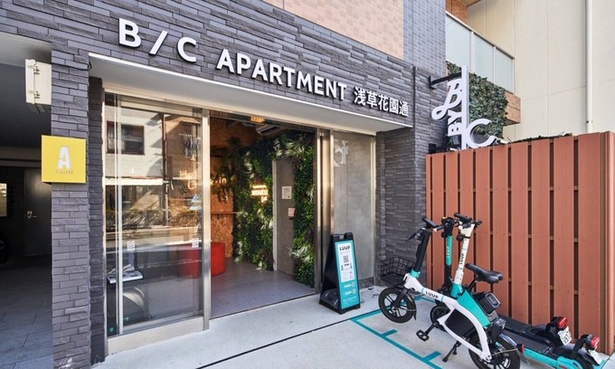 Asakusa Apartment | B/C APARTMENT Asakusa Hanazono Dori Hotel with Rental Car and Sauna