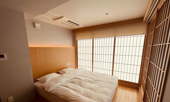 Iwamotocho Apartment | B / Chiyoda-ku Tokyo