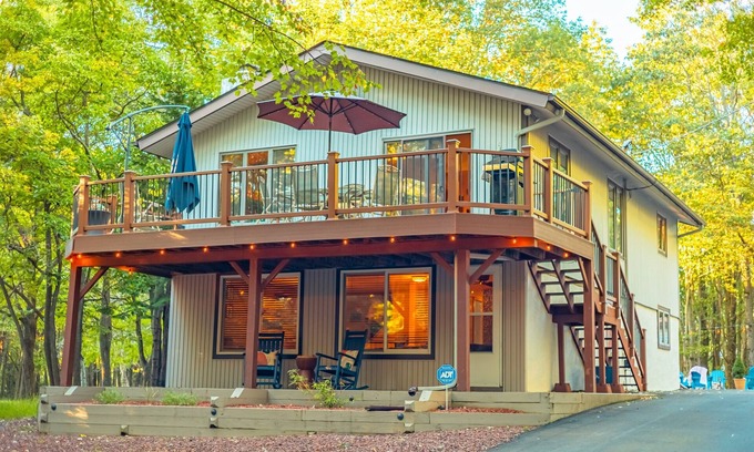 Briar Crest Woods Cabin | B.E.S.T Game Room/Lake Access/Fire Pit/Beach
