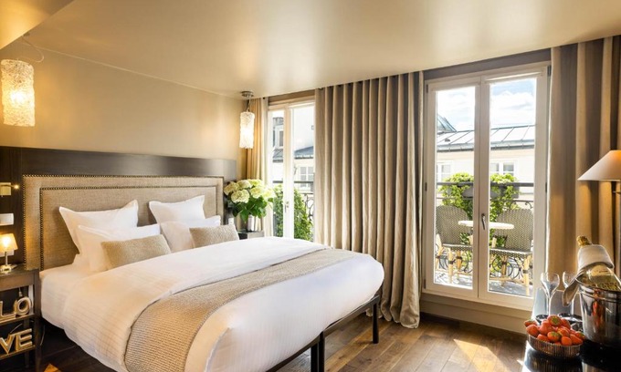 Batignolles Hotel | B Montmartre