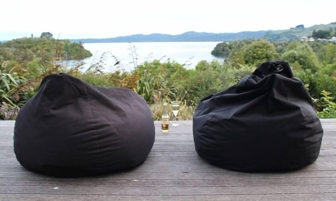Lake Tarawera House | Bach 575, Lakefront with Boatshed