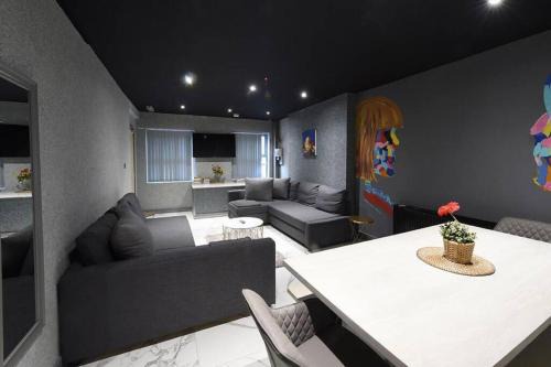 Northern Quarter Apartment | Back Turner Townhouse