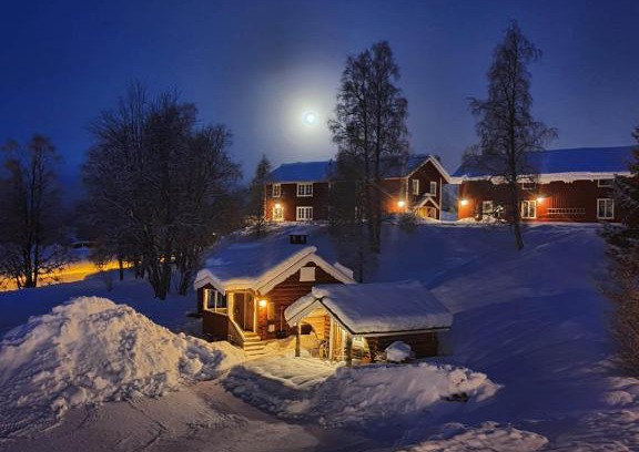 Transtrand House | Backamgården
