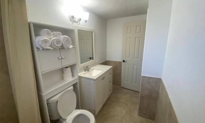 Bearss Plaza Apartment | Backyard Escape 2nn