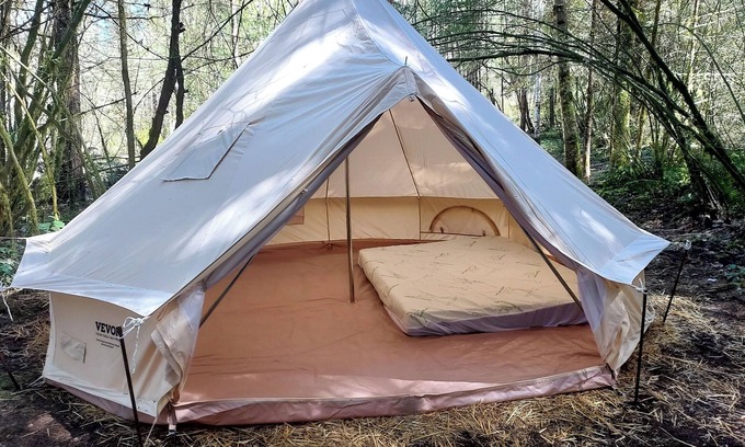Belfair RV Rental | Baggins Inn campsite at Elfendahl forest.
