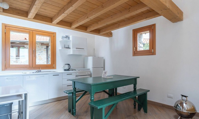 Sala Comacina House | Baita Mariett - Two Bedroom House, Sleeps 5