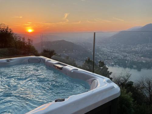 Brunate House | Baita Sorriso