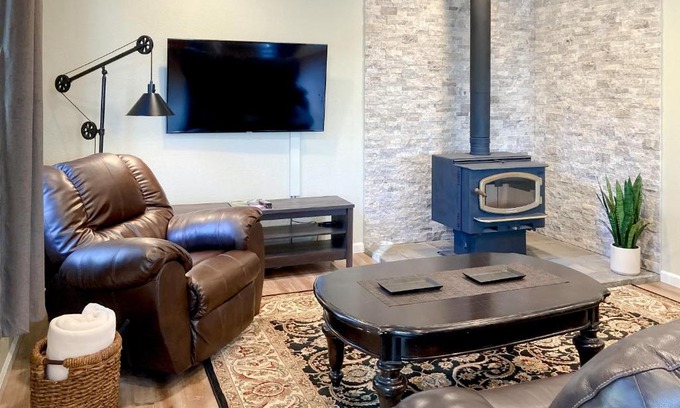 McKinleyville House | Balboa Bliss