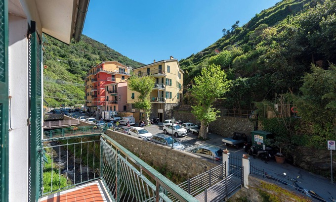 Masero Apartment | Balcony Apartment Vernazza