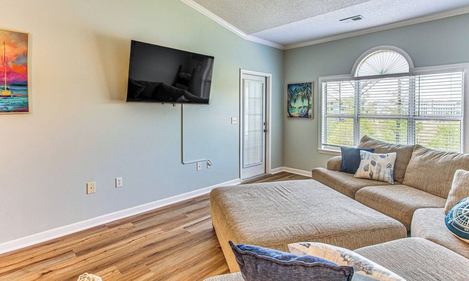 Carolina Yacht Landing Condo | Balcony + Pool Access: Serene Little River Retreat