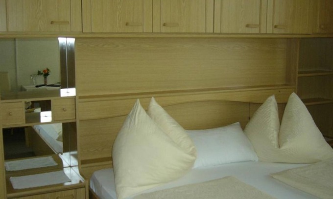Klopein Bed & Breakfast | Balcony room - Pension Sonnenschein
