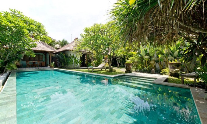 Batubelig Villa | Bali Villa Aja