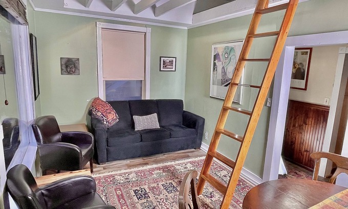 Old Ballard House | Ballard Bunkhouse 2nd flr unit near ent. district. Parking & free level 2 chrgr