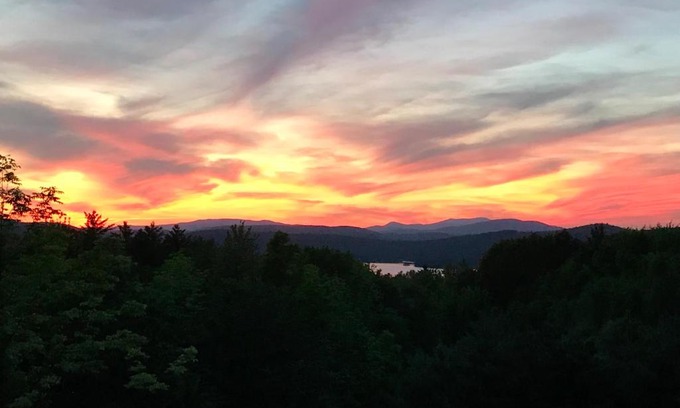Meredith Hotel | Ballard House Inn
