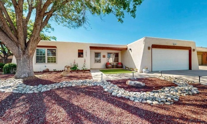 Paradise Hills Civic House | Balloon Fiesta Week just became available. Next to Golf Course Open Concept