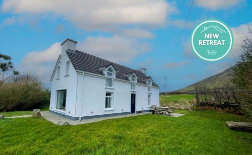 Bothar Bui House | Ballylusky Holiday Home by Trident Holiday Homes