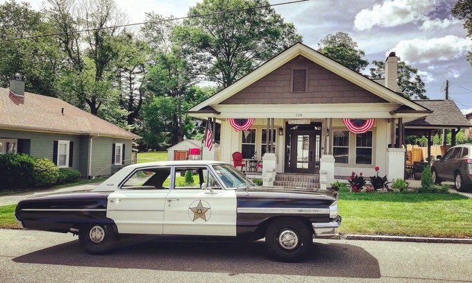 Mount Airy House | Bank Street Bungalow