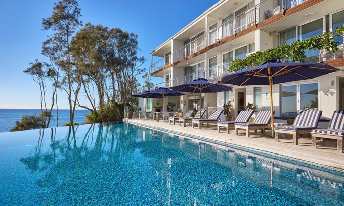 Mollymook Beach Hotel | Bannisters by the Sea Mollymook