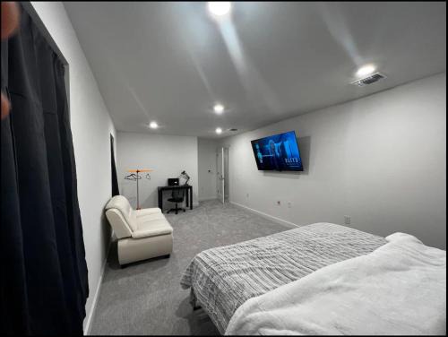 Austin House | Banty Villa - Master Lounge