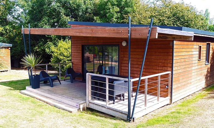 Etables-sur-Mer Ski Chalet | Baobab Chalet