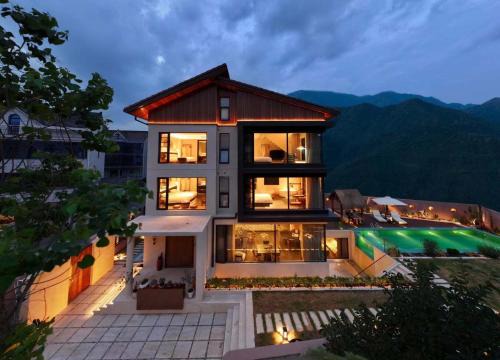 Hangzhou Hotel | BaoBao