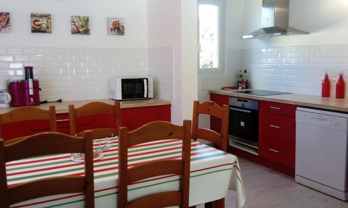 Uhart-Cize Apartment | baratzean