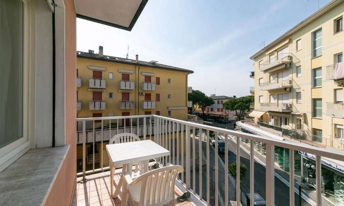 Jesolo Apartment | Baraziol /[park + beach place]