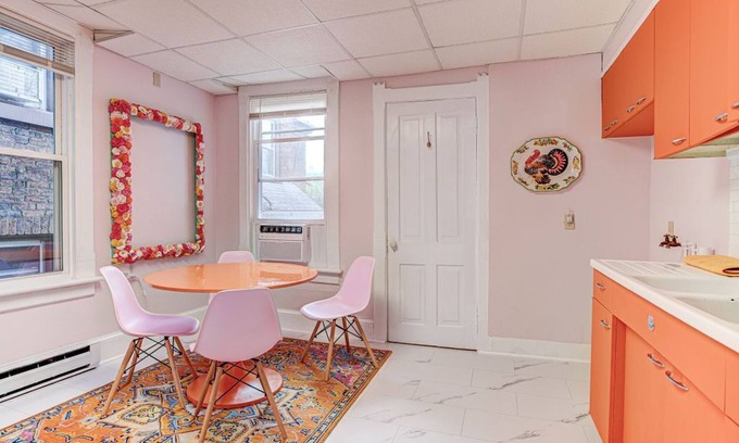 Bellefonte Apartment | Barbie Dream Apartment 11 miles from PSU