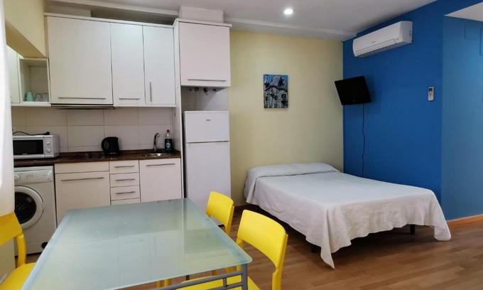 El Parc i la Llacuna del Poblenou Apartment | Barcelona City Apartment