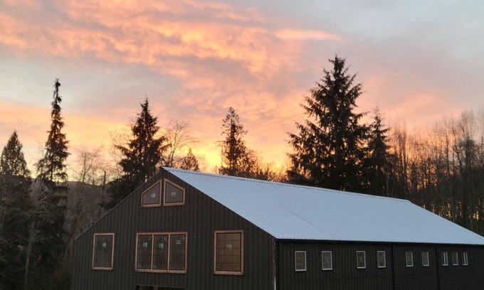 Bellingham House | Barndominum, minutes to lake and trails sleeps 14+ Weddings, Events, Retreats