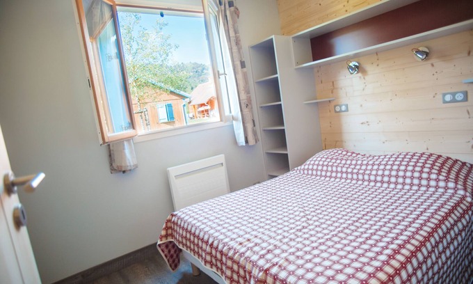 Saulxures-sur-Moselotte RV Rental | Base de Loisirs du Lac de la Moselotte