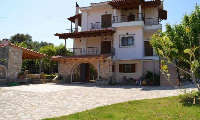 Kastro Apartment | Base floor Apartment at the Ionian Sea in Kyllini