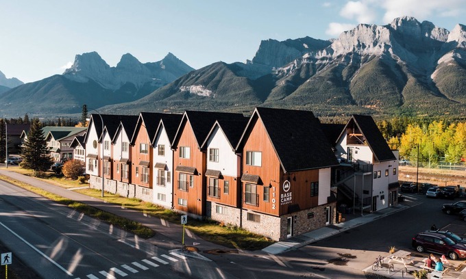 Canmore Condo | Basecamp Resorts Canmore