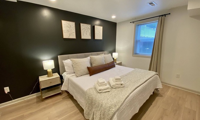 Cherrydale Apartment | Basement 1 King Bed with No Stairs