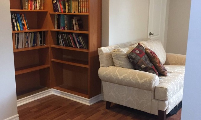 Brampton House | Basement Apartment in a Family Neighbourhood & access to Offices/407/FoodOutlets
