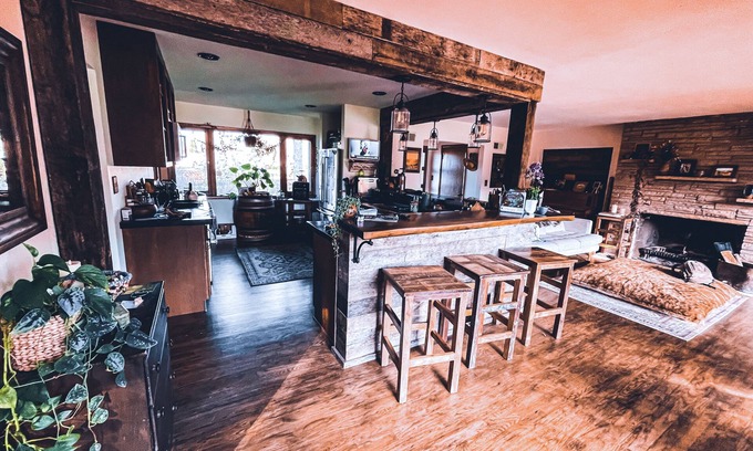 Glendale House | Bass &Sparrow - Spa Retreat on the Milwaukee River