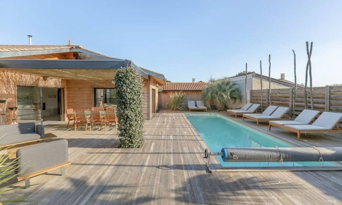 Ares Villa | Bassin -villa Privée 12 Personnes Piscine Chauffée