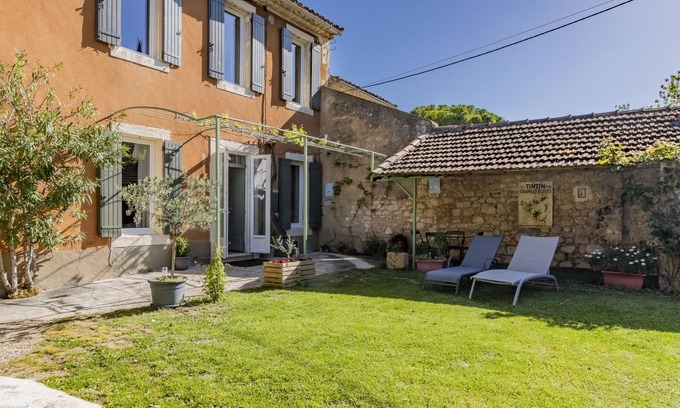 Oppede House | Bastide du 19ième by Interhome