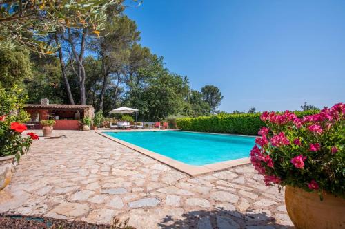 La Roquebrussanne Bed & Breakfast | Bastide Lou Pèbre D’aï