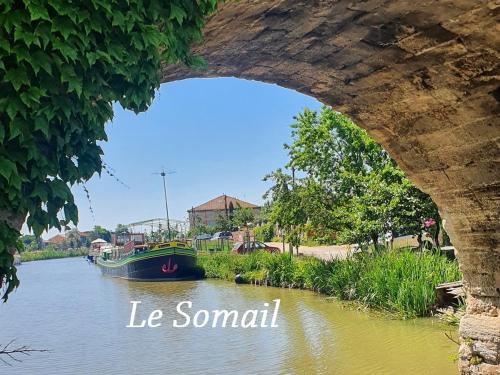 Le Somail Bed & Breakfast | Bateau Mariance