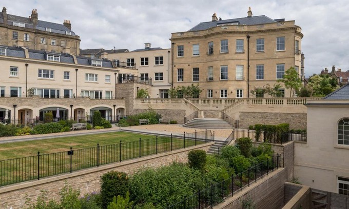 Bath Apartment | Bath Penthouse with amazing views and lift access