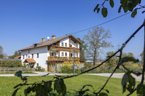Seelach House | Bauernhof Pension Hofmayer