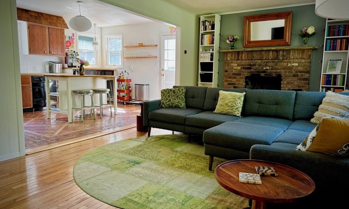 Clearwater Beach House | Bay Access Cottage + Pilates Gym